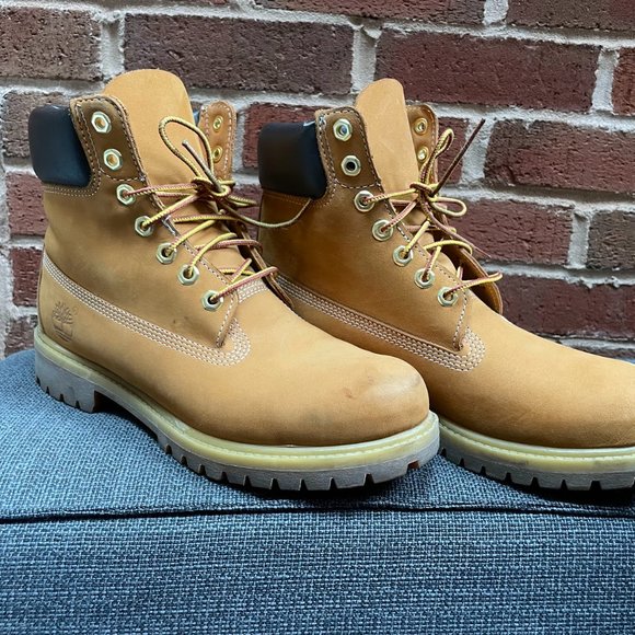 MEN'S TIMBERLAND® PREMIUM 6-INCH WATERPROOF BOOTS - Picture 1 of 9